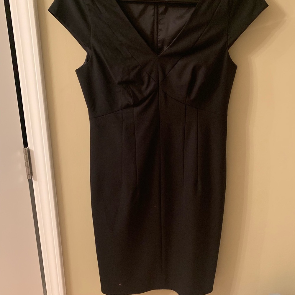 Banana Republic Tailored Fit Black Dress